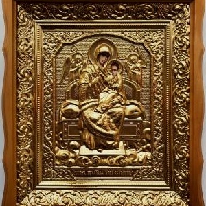 Икона Пресвятой Богородицы «Всецарица»