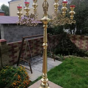 Семисвічник запрестольний (електричний), виноград з стаканами, кабель з вилкою 7м.